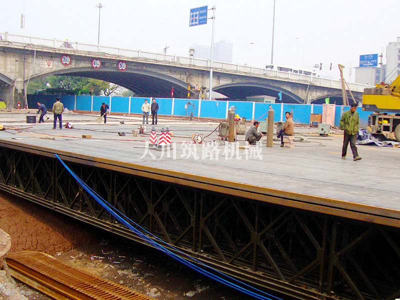 中鐵五局長(cháng)沙地鐵二號線(xiàn)湘江中路27m鋼橋案例